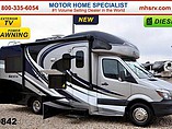 15 Thor Motor Coach Four Winds