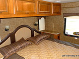 2014 Thor Motor Coach Four Winds Super C Photo #13