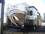 2015 Thor Motor Coach Four Winds Super C Photo #3