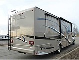 2015 Thor Motor Coach Four Winds Super C Photo #4