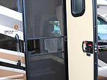 2015 Thor Motor Coach Thor Motor Coach Photo #9