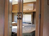 2015 Thor Motor Coach Freedom Elite Photo #10