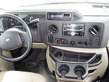 2015 Thor Motor Coach Freedom Elite Photo #23