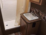 2015 Thor Motor Coach Freedom Elite Photo #11