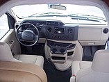 2015 Thor Motor Coach Freedom Elite Photo #21