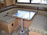 2016 Thor Motor Coach Freedom Elite Photo #8