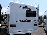 2016 Thor Motor Coach Freedom Elite Photo #3