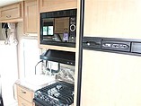 2016 Thor Motor Coach Freedom Elite Photo #9