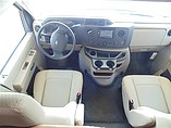 2015 Thor Motor Coach Freedom Elite Photo #5