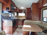 2015 Thor Motor Coach Freedom Elite Photo #8
