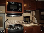2015 Thor Motor Coach Freedom Elite Photo #14