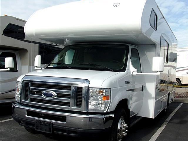 2014 Thor Motor Coach Freedom Elite Photo