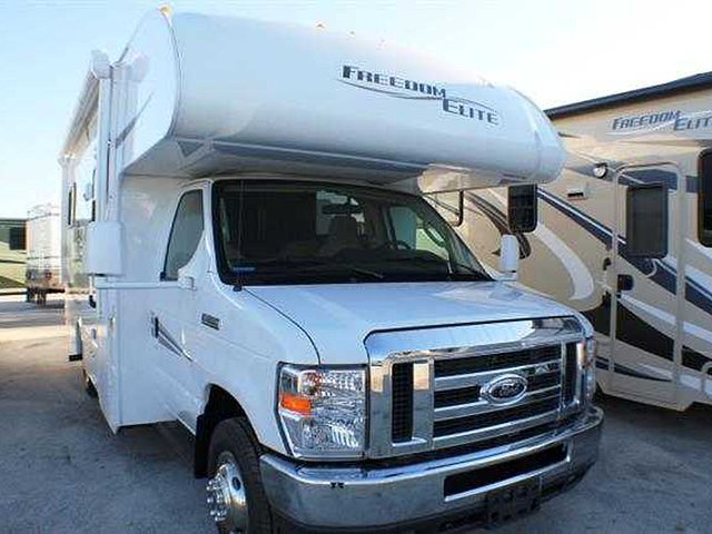 2015 Thor Motor Coach Freedom Elite Photo