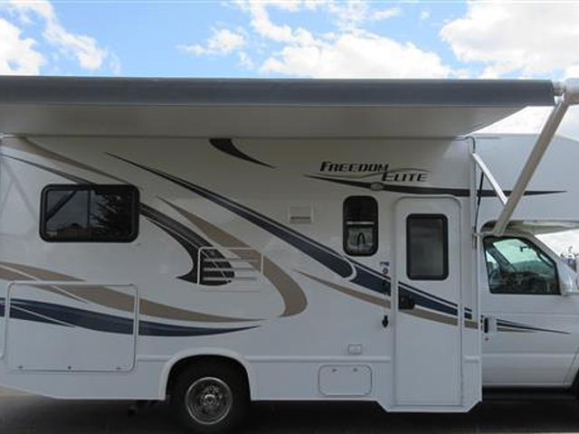 2016 Thor Motor Coach Freedom Elite Photo