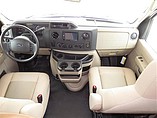 2015 Thor Motor Coach Freedom Elite Photo #8