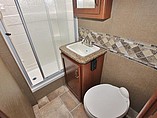 2015 Thor Motor Coach Freedom Elite Photo #16