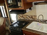 2015 Thor Motor Coach Freedom Elite Photo #9