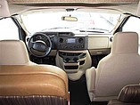 2015 Thor Motor Coach Freedom Elite Photo #11