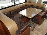 2016 Thor Motor Coach Freedom Elite Photo #5