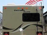2016 Thor Motor Coach Freedom Elite Photo #9