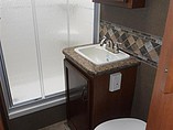 2016 Thor Motor Coach Freedom Elite Photo #8