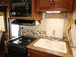 2016 Thor Motor Coach Freedom Elite Photo #12