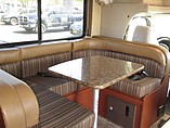 2016 Thor Motor Coach Freedom Elite Photo #6