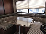 2016 Thor Motor Coach Freedom Elite Photo #6