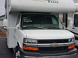 14 Thor Motor Coach Freedom Elite