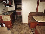 2014 Thor Motor Coach Freedom Elite Photo #8