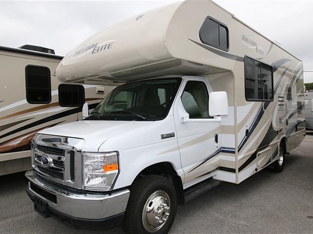 2016 Thor Motor Coach Freedom Elite Photo