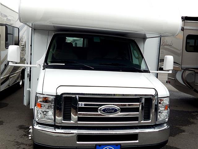 2014 Thor Motor Coach Freedom Elite Photo