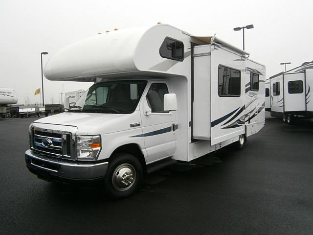 2014 Thor Motor Coach Freedom Elite Photo