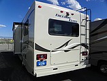 2015 Thor Motor Coach Freedom Elite Photo #3