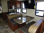 2015 Thor Motor Coach Freedom Elite Photo #7