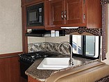 2015 Thor Motor Coach Freedom Elite Photo #12