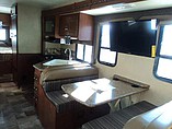 2015 Thor Motor Coach Freedom Elite Photo #4