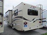 2015 Thor Motor Coach Freedom Elite Photo #3
