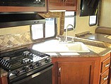 2015 Thor Motor Coach Freedom Elite Photo #12