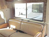 2015 Thor Motor Coach Freedom Elite Photo #21
