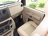 2015 Thor Motor Coach Freedom Elite Photo #7