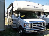 2015 Thor Motor Coach Freedom Elite Photo #2