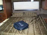 2015 Thor Motor Coach Freedom Elite Photo #10