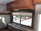 2015 Thor Motor Coach Freedom Elite Photo #18