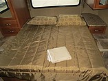2015 Thor Motor Coach Freedom Elite Photo #24