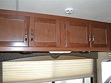 2016 Thor Motor Coach Freedom Elite Photo #9