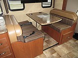 2016 Thor Motor Coach Freedom Elite Photo #11