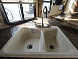 2016 Thor Motor Coach Freedom Elite Photo #25
