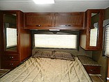 2016 Thor Motor Coach Freedom Elite Photo #9