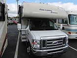2016 Thor Motor Coach Freedom Elite Photo #2